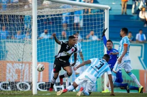 Vasco vence, mas quem jogou muito foi o Londrina