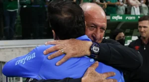 Athletico vence o Palmeiras e encosta no líder