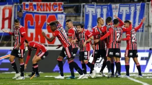 São Paulo vence em jogo polêmico contra a Universidad Católica