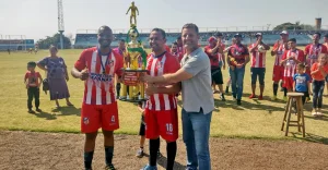 Santa Cruz é campeão da Taça Fundação de Esportes