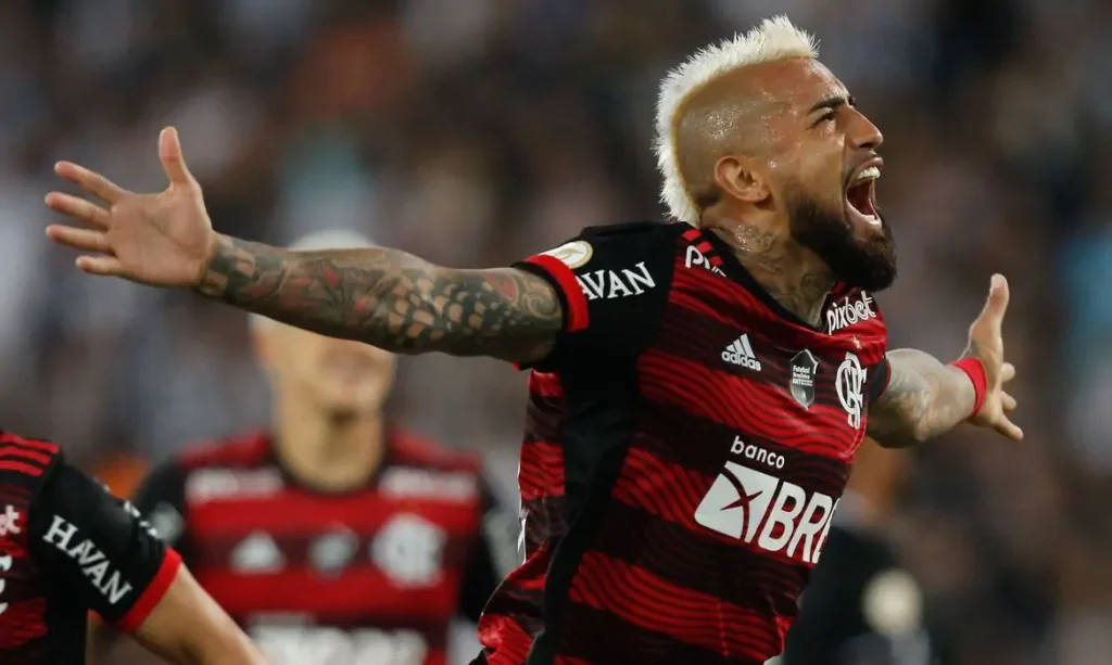 Flamengo ganha clássico contra o Botafogo e volta a ser vice-líder