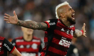 Flamengo ganha clássico contra o Botafogo e volta a ser vice-líder