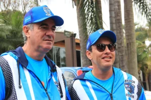 Braço Curto comemora vitória no Sertões 30 anos