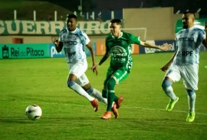 Londrina vence e continua na cola do Vasco