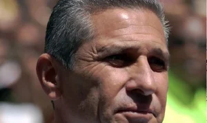 Jorginho assume Vasco na reta final da Série B