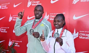 Quenianos vencem Maratona de Chicago