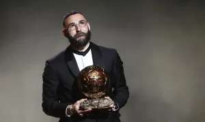 Benzema é escolhido o melhor do mundo