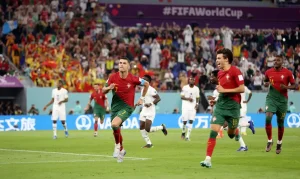 Portugal vence e Cristiano Ronaldo faz história