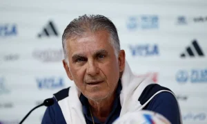 Técnico do Irã pede menos política na Copa