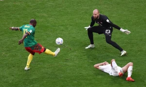 Empate eletrizante, mas Sérvia e Camarões vão precisar vencer na próxima rodada