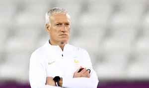 Deschamps, perto de fazer história com a França