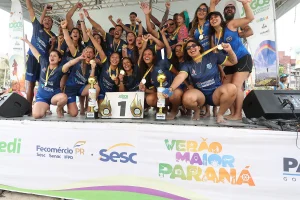Handebol de praia movimenta litoral do Paraná