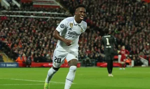Vinicius Jr, arrasador, comanda Real na goleada contra o Liverpool