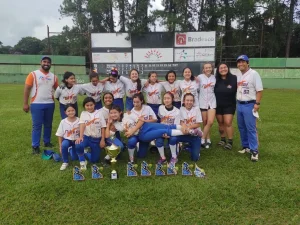 Equipe feminina de softbol do Brasil busca vaga no Mundial 