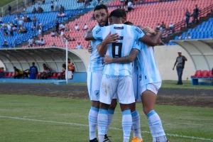 Londrina tem uma parada duríssima no Café: Sport Recife