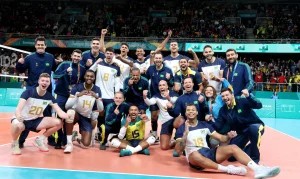 Brasil bate Cuba e vai às semifinais do vôlei masculino