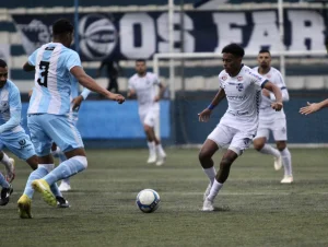 Londrina vence o "Zequinha" e sobe na tabela da Série C