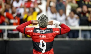 Gabi Gol é anunciado no Cruzeiro