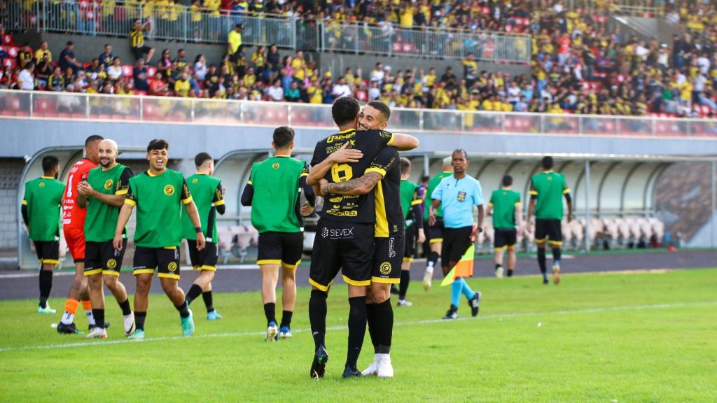 Cascavel vence e se junta ao Cianorte na 2ª fase da Série D; Azuriz se despede com empate