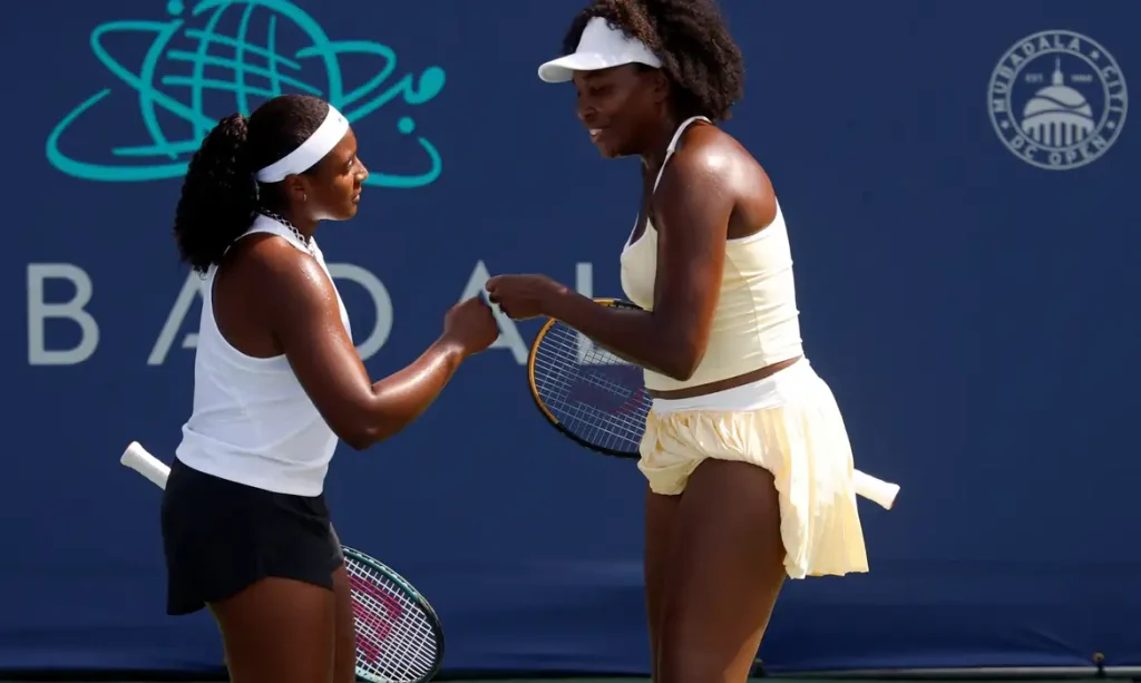 Após mais de um ano longe das quadras, Venus Williams retorna com vitória nas duplas em Washington