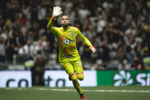 Galo elimina o Flamengo nos pênaltis e avança às quartas da Copa do Brasil