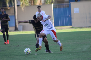 City London enfrenta o Verê, na primeira partida da semifinal da Terceirona do Paraná