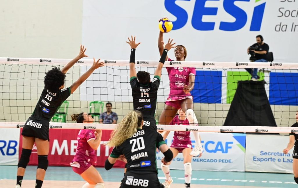 Sancor Seguros Vôlei Maringá vence o Brasília Vôlei por 3 sets a 1 e quer chegar nos playoffs