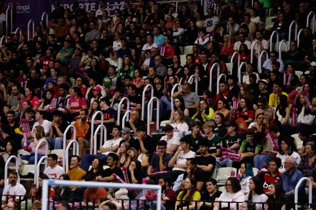 Sancor Vôlei Maringá enfrenta o Gerdau Minas, no ginásio Chico Neto