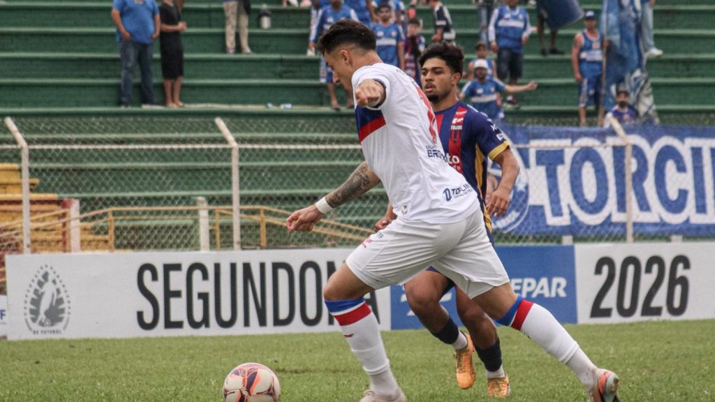 Paraná dá mais um passo para voltar para a elite