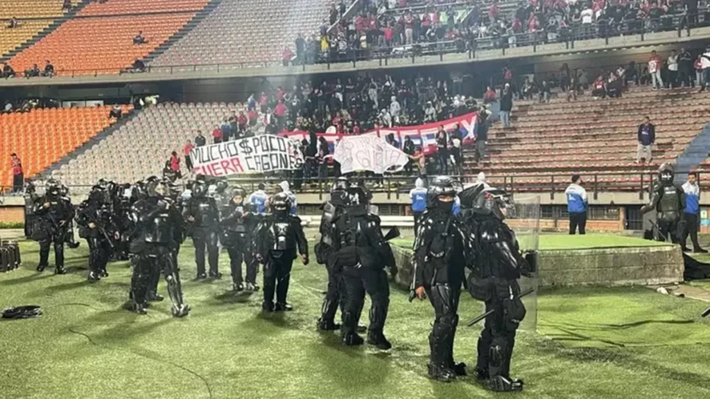 CONMEBOL decreta vitória por W x O para o Flamengo no jogo contra o Independiente Medellin