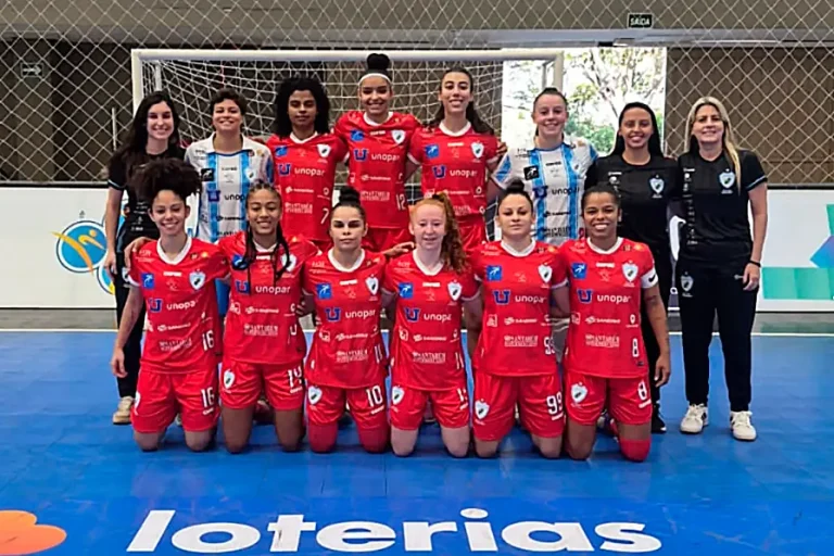 Londrina ganha em Brasília e sobe na classificação da Liga Feminina de Futsal