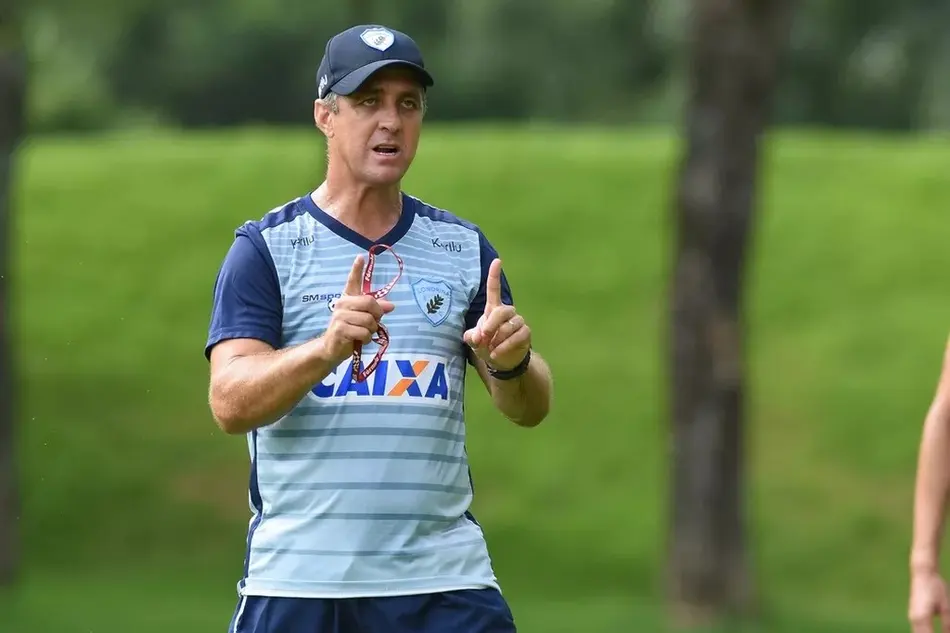 Alemão já foi capitão da Seleção de Novos do Brasil, agora retorna ao futebol para comandar o PSTC