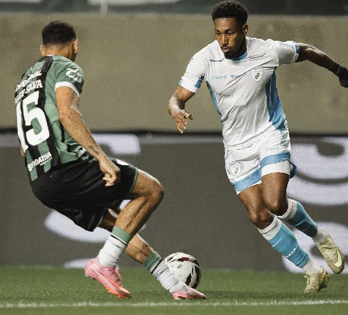 Londrina arranca empate em Belo Horizonte e mostra evolução; estreantes dão novas opções para Rogério Micale