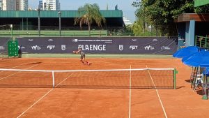 Londrina recebe etapa do Circuito Mundial de Tênis Profissional com torneio M25