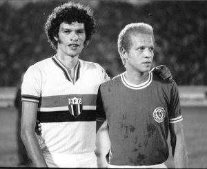 O Divino Doutor Sócrates
