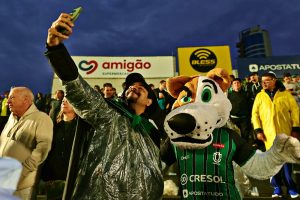 Maringá FC recebe o Floresta neste sábado em jogo histórico que vale o acesso à Série B do Brasileiro